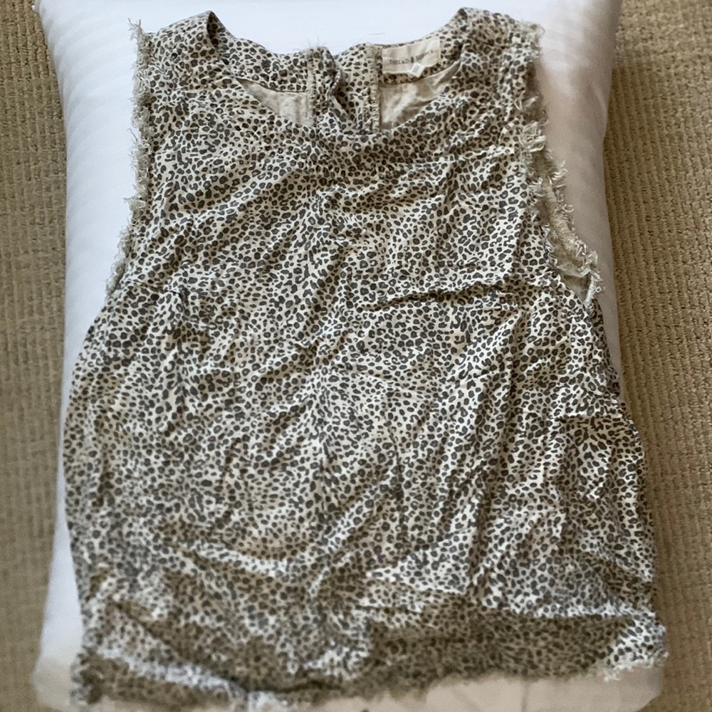 Cheetah-print tank top